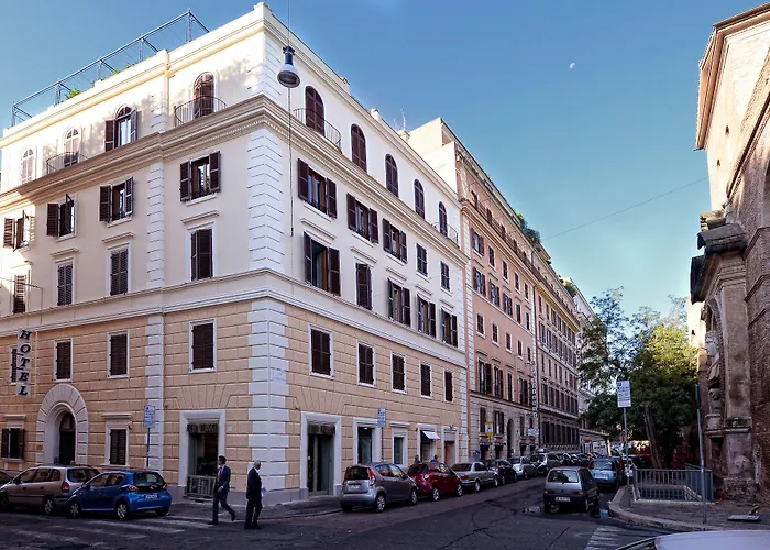 Hotel Golden 2*