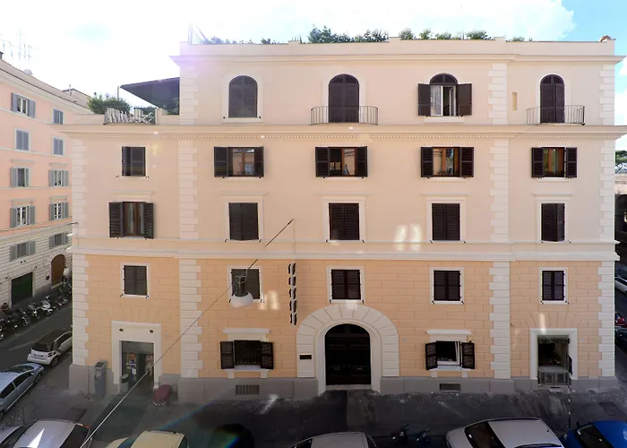 Golden Hotel